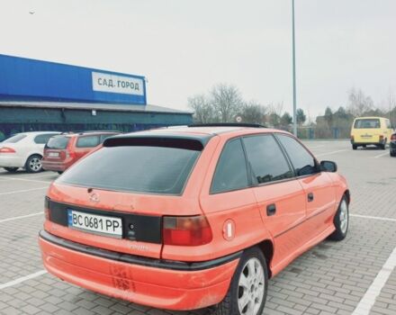 Красный Опель Астра, объемом двигателя 1.6 л и пробегом 396 тыс. км за 1299 $, фото 3 на Automoto.ua