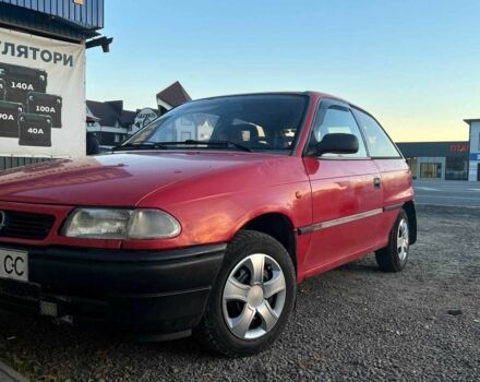 Опель Астра 1997 в Тернополе на Automoto.ua Красный Опель Астра, объемом двигателя 1.4 л и пробегом 200 тыс. км за 1900 $, фото 3 на Automoto.ua