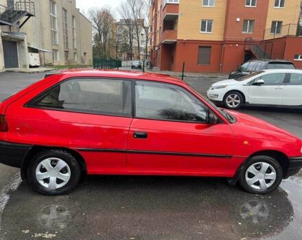 Опель Астра 1997 в Тернополе на Automoto.ua Красный Опель Астра, объемом двигателя 1.4 л и пробегом 200 тыс. км за 1900 $, фото 1 на Automoto.ua