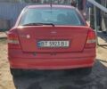 Красный Опель Астра, объемом двигателя 1.8 л и пробегом 255 тыс. км за 3000 $, фото 1 на Automoto.ua