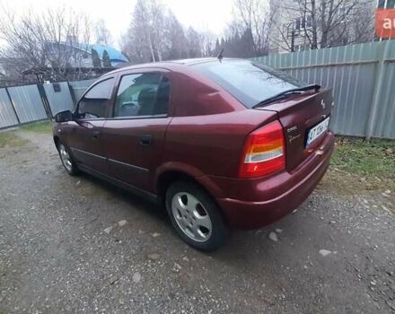 Красный Опель Астра, объемом двигателя 1.6 л и пробегом 250 тыс. км за 2700 $, фото 12 на Automoto.ua