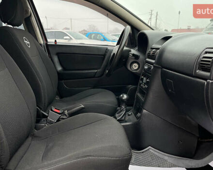 Красный Опель Астра, объемом двигателя 1.6 л и пробегом 294 тыс. км за 3699 $, фото 19 на Automoto.ua