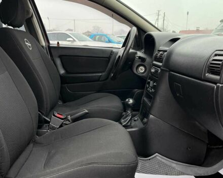 Червоний Опель Астра, об'ємом двигуна 1.6 л та пробігом 294 тис. км за 3699 $, фото 19 на Automoto.ua