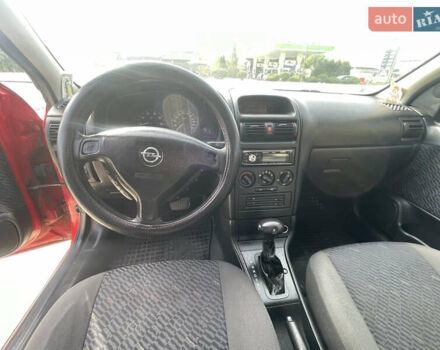 Червоний Опель Астра, об'ємом двигуна 1.8 л та пробігом 300 тис. км за 2200 $, фото 14 на Automoto.ua