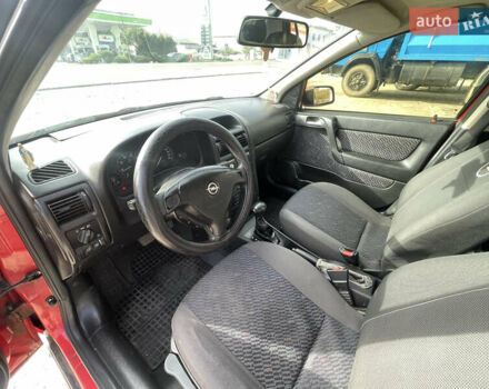 Червоний Опель Астра, об'ємом двигуна 1.8 л та пробігом 300 тис. км за 2200 $, фото 13 на Automoto.ua