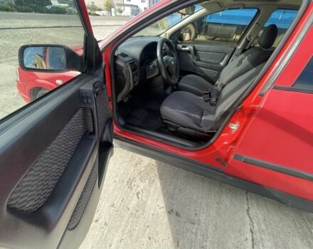 Красный Опель Астра, объемом двигателя 1.8 л и пробегом 300 тыс. км за 2200 $, фото 12 на Automoto.ua