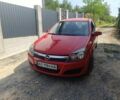 Красный Опель Астра, объемом двигателя 1.6 л и пробегом 270 тыс. км за 4022 $, фото 1 на Automoto.ua