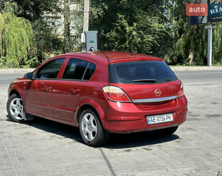 Красный Опель Астра, объемом двигателя 1.6 л и пробегом 140 тыс. км за 4700 $, фото 1 на Automoto.ua
