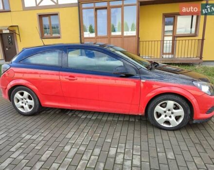 Красный Опель Астра, объемом двигателя 1.91 л и пробегом 333 тыс. км за 4500 $, фото 6 на Automoto.ua