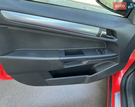 Красный Опель Астра, объемом двигателя 1.69 л и пробегом 300 тыс. км за 4199 $, фото 17 на Automoto.ua