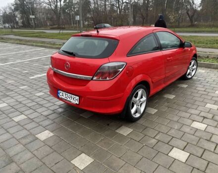 Красный Опель Астра, объемом двигателя 1.8 л и пробегом 266 тыс. км за 5300 $, фото 6 на Automoto.ua