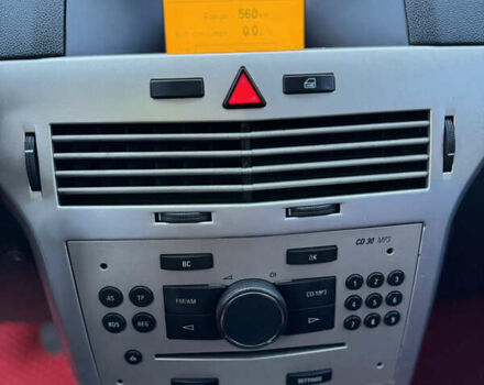 Червоний Опель Астра, об'ємом двигуна 1.6 л та пробігом 318 тис. км за 4350 $, фото 24 на Automoto.ua