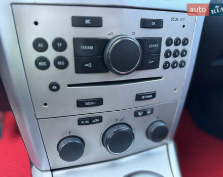 Червоний Опель Астра, об'ємом двигуна 1.6 л та пробігом 318 тис. км за 4350 $, фото 25 на Automoto.ua