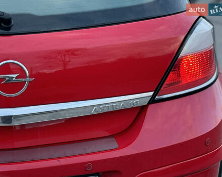 Червоний Опель Астра, об'ємом двигуна 1.6 л та пробігом 318 тис. км за 4350 $, фото 6 на Automoto.ua