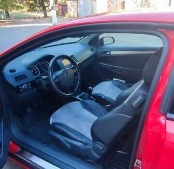 Красный Опель Астра, объемом двигателя 1.6 л и пробегом 203 тыс. км за 5300 $, фото 21 на Automoto.ua