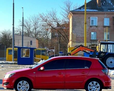Красный Опель Астра, объемом двигателя 1.6 л и пробегом 200 тыс. км за 5000 $, фото 2 на Automoto.ua