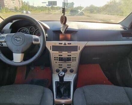 Красный Опель Астра, объемом двигателя 1.8 л и пробегом 262 тыс. км за 3400 $, фото 13 на Automoto.ua