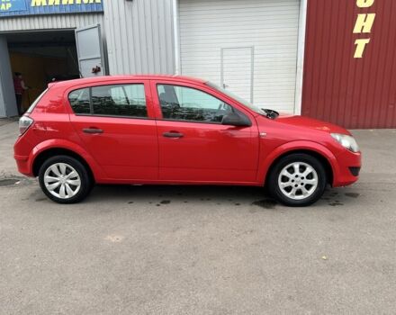 Красный Опель Астра, объемом двигателя 1.7 л и пробегом 220 тыс. км за 2450 $, фото 3 на Automoto.ua