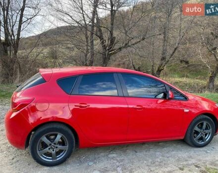 Красный Опель Астра, объемом двигателя 1.4 л и пробегом 178 тыс. км за 6500 $, фото 2 на Automoto.ua