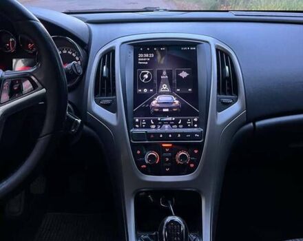 Красный Опель Астра, объемом двигателя 1.69 л и пробегом 329 тыс. км за 5800 $, фото 14 на Automoto.ua