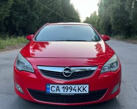 Красный Опель Астра, объемом двигателя 1.69 л и пробегом 329 тыс. км за 5800 $, фото 7 на Automoto.ua