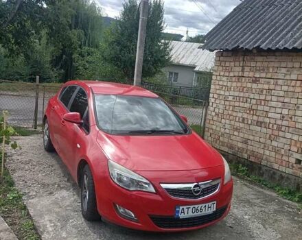 Красный Опель Астра, объемом двигателя 1.2 л и пробегом 200 тыс. км за 6000 $, фото 2 на Automoto.ua