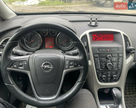 Красный Опель Астра, объемом двигателя 1.36 л и пробегом 148 тыс. км за 6900 $, фото 6 на Automoto.ua