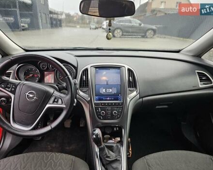 Красный Опель Астра, объемом двигателя 1.69 л и пробегом 218 тыс. км за 7499 $, фото 12 на Automoto.ua