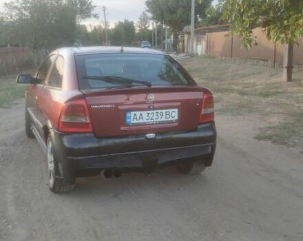 Красный Опель Астра, объемом двигателя 1.8 л и пробегом 150 тыс. км за 1201 $, фото 3 на Automoto.ua