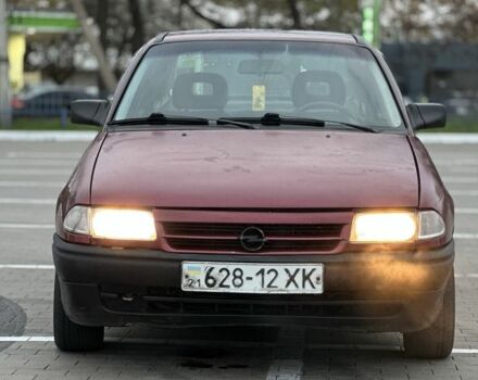 Красный Опель Астра, объемом двигателя 1.6 л и пробегом 400 тыс. км за 1299 $, фото 5 на Automoto.ua