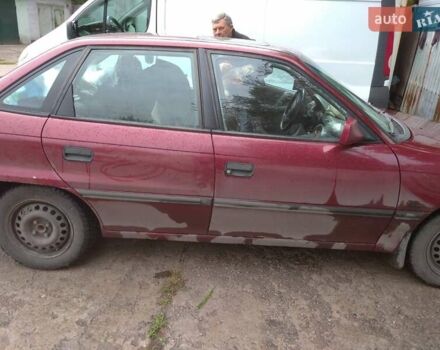 Червоний Опель Астра, об'ємом двигуна 1.4 л та пробігом 220 тис. км за 1800 $, фото 5 на Automoto.ua