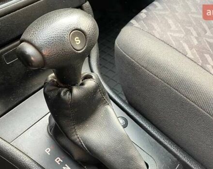 Красный Опель Астра, объемом двигателя 1.6 л и пробегом 218 тыс. км за 3900 $, фото 16 на Automoto.ua