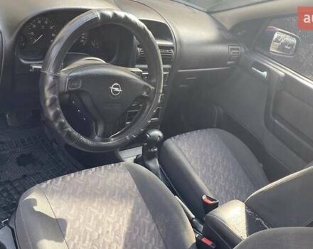 Красный Опель Астра, объемом двигателя 1.6 л и пробегом 218 тыс. км за 3900 $, фото 10 на Automoto.ua