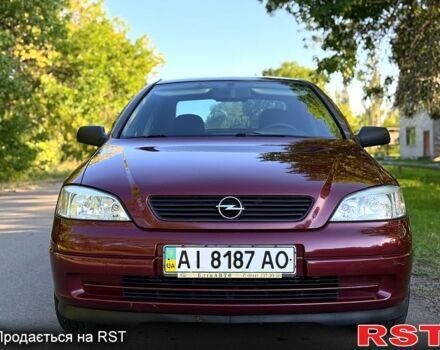 Червоний Опель Астра, об'ємом двигуна 1.4 л та пробігом 180 тис. км за 4000 $, фото 1 на Automoto.ua