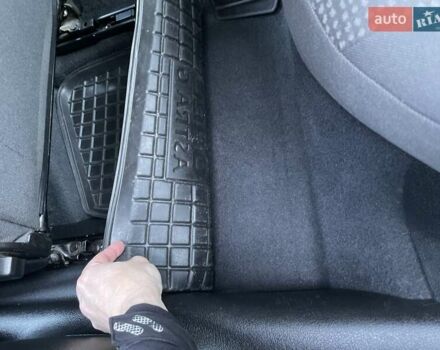 Красный Опель Астра, объемом двигателя 1.4 л и пробегом 177 тыс. км за 4600 $, фото 32 на Automoto.ua