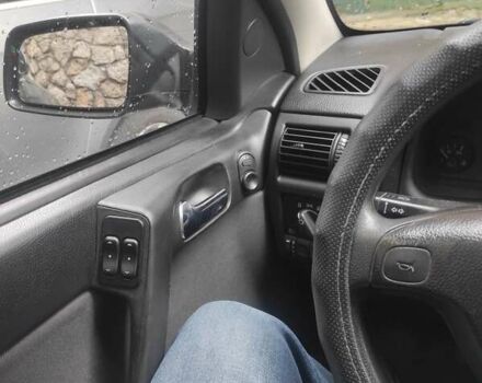 Опель Астра 2007 в Сумах на Automoto.ua Красный Опель Астра, объемом двигателя 1.6 л и пробегом 125 тыс. км за 4900 $, фото 7 на Automoto.ua