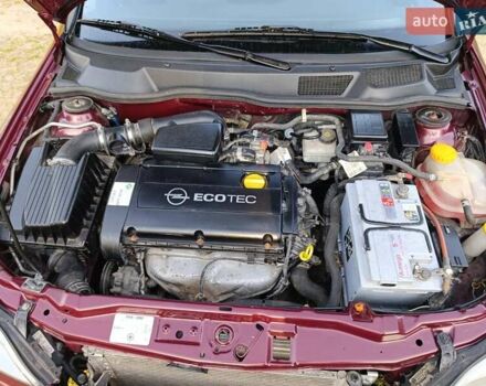 Красный Опель Астра, объемом двигателя 1.6 л и пробегом 250 тыс. км за 4700 $, фото 7 на Automoto.ua