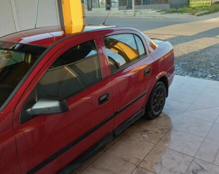 Красный Опель Астра, объемом двигателя 1.6 л и пробегом 190 тыс. км за 3700 $, фото 1 на Automoto.ua