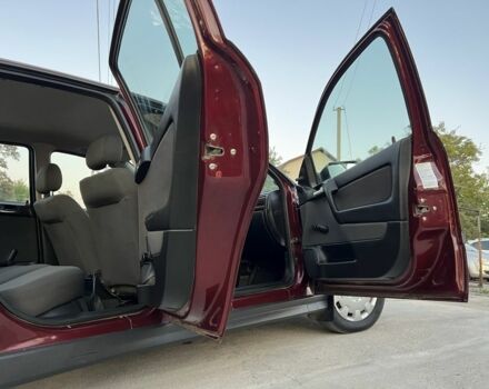 Опель Астра 2008 в Кобеляках на Automoto.ua Красный Опель Астра, объемом двигателя 1.4 л и пробегом 104 тыс. км за 4450 $, фото 9 на Automoto.ua