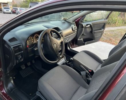 Опель Астра 2008 в Кобеляках на Automoto.ua Красный Опель Астра, объемом двигателя 1.4 л и пробегом 104 тыс. км за 4450 $, фото 6 на Automoto.ua