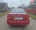 Красный Опель Астра, объемом двигателя 1.4 л и пробегом 233 тыс. км за 3800 $, фото 5 на Automoto.ua