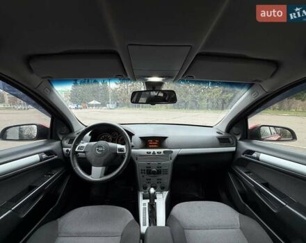 Красный Опель Астра, объемом двигателя 1.8 л и пробегом 215 тыс. км за 4950 $, фото 57 на Automoto.ua