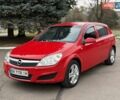 Красный Опель Астра, объемом двигателя 1.8 л и пробегом 215 тыс. км за 4950 $, фото 1 на Automoto.ua