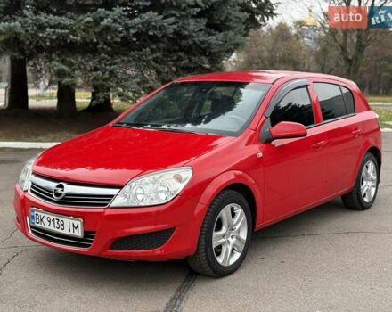Красный Опель Астра, объемом двигателя 1.8 л и пробегом 215 тыс. км за 4950 $, фото 2 на Automoto.ua