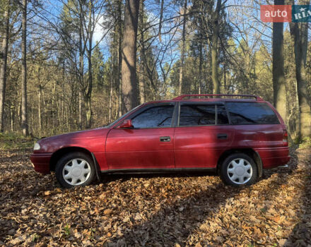 Красный Опель Астра, объемом двигателя 1.7 л и пробегом 413 тыс. км за 2450 $, фото 6 на Automoto.ua