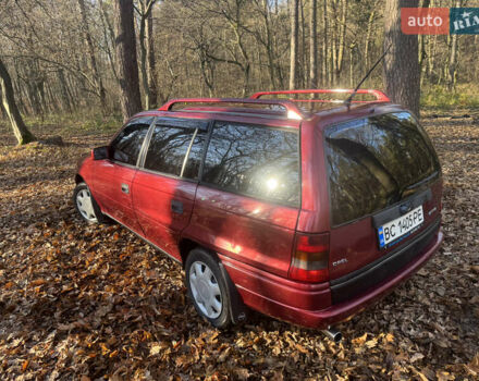 Красный Опель Астра, объемом двигателя 1.7 л и пробегом 413 тыс. км за 2450 $, фото 7 на Automoto.ua