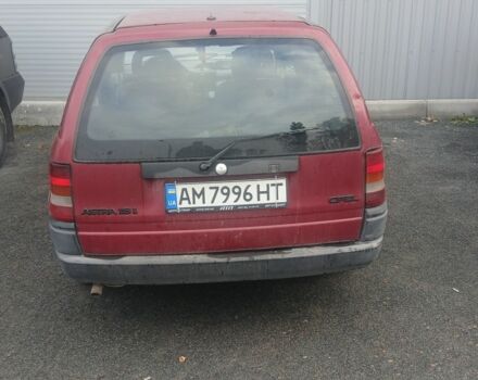 Красный Опель Астра, объемом двигателя 1.6 л и пробегом 307 тыс. км за 1800 $, фото 5 на Automoto.ua