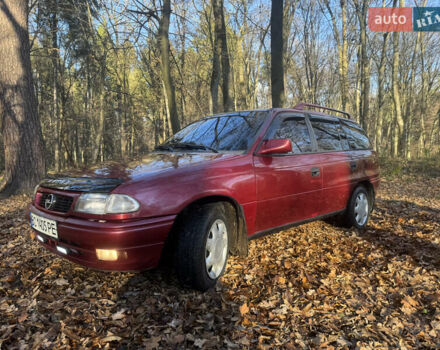 Красный Опель Астра, объемом двигателя 1.7 л и пробегом 413 тыс. км за 2450 $, фото 4 на Automoto.ua