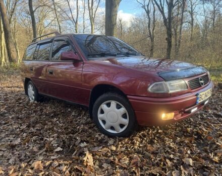 Красный Опель Астра, объемом двигателя 1.7 л и пробегом 413 тыс. км за 2450 $, фото 5 на Automoto.ua