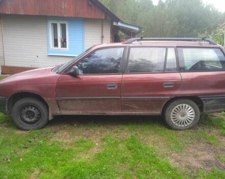 Червоний Опель Астра, об'ємом двигуна 1.6 л та пробігом 260 тис. км за 1100 $, фото 1 на Automoto.ua